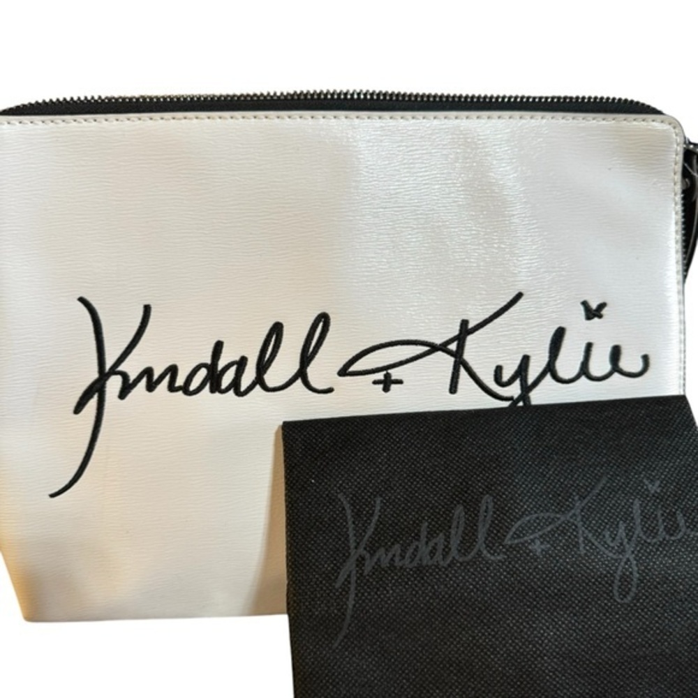 Kendall + Kylie Y2K Oversized Wristlet Clutch Purse/Cosmetic Bag Set wDust Bag